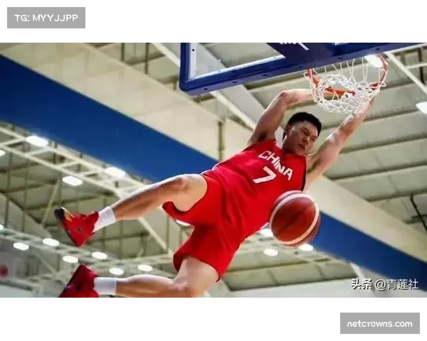 上海队李弘权27分5篮板 三分线外4投全中助队大胜